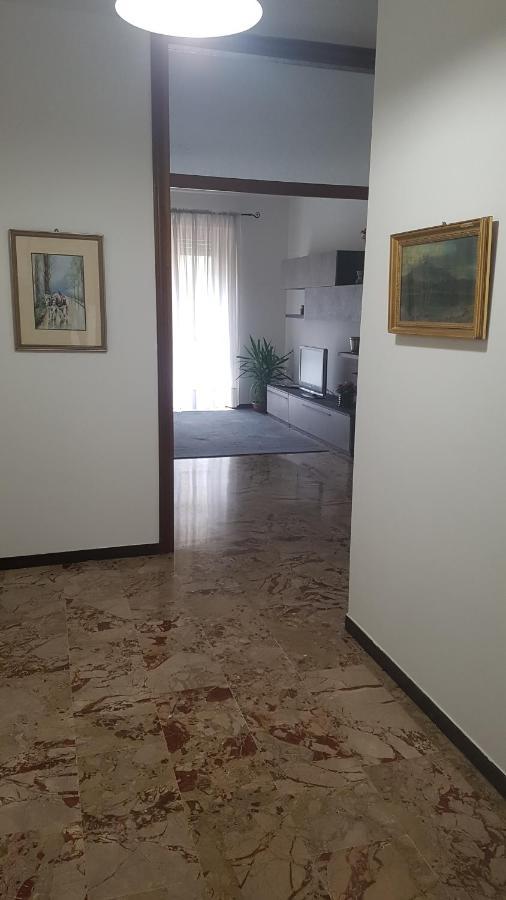 איבראה Casa Del Tennis מראה חיצוני תמונה